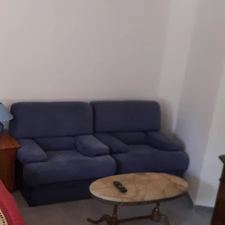 Confortable En Hyper Centre Parking Gratuit Dans La Rue Acces Avec Boite A Clee *